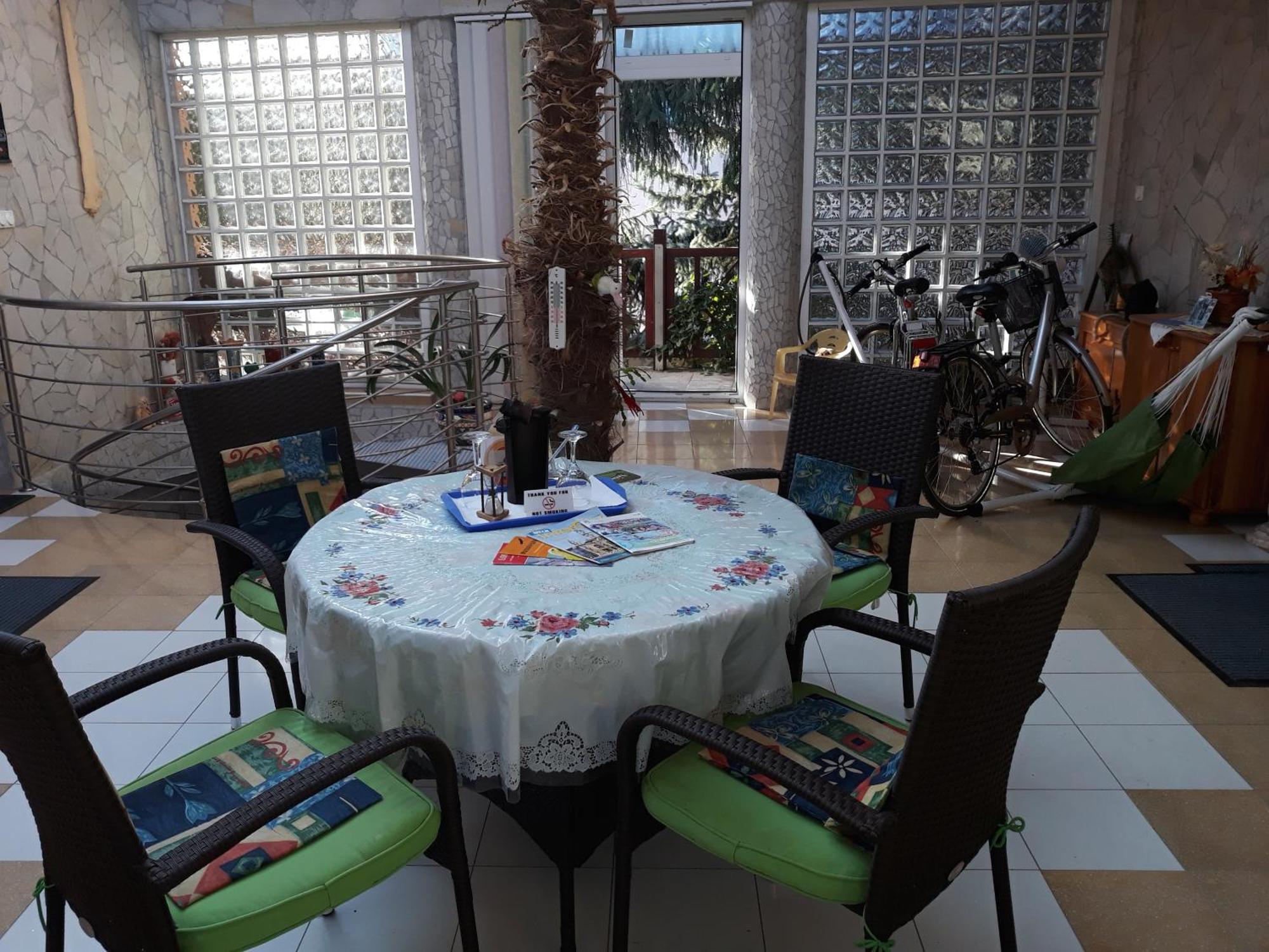 Kenezy Lux Apartman Vendeghaz Hajdúszoboszló Exterior foto
